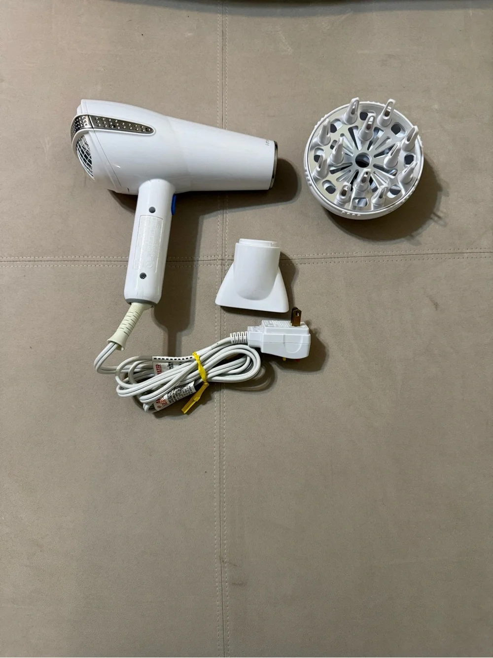 Conair Infiniti Nano Silver White Hair Dryer with Attachments